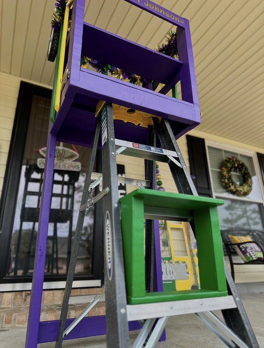 Mardi Gras Foot Platform